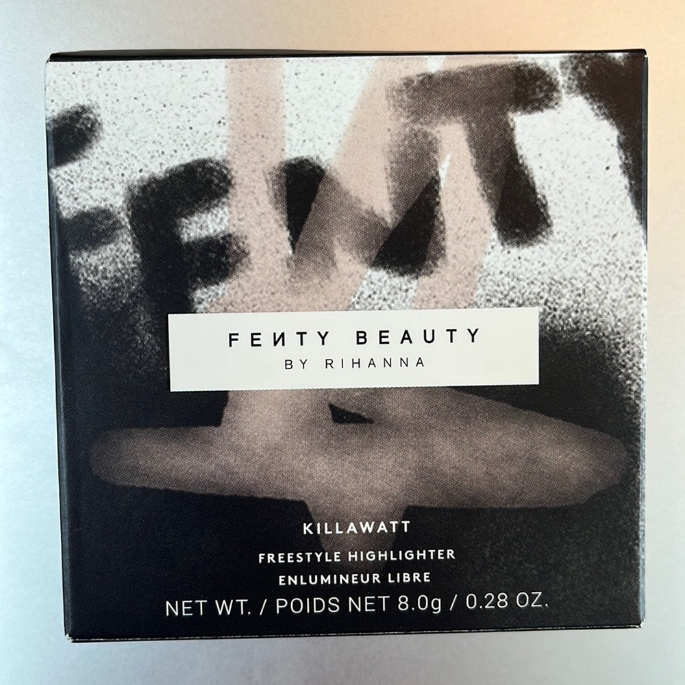 💕Fenty Beauty Freestyle Highlighter